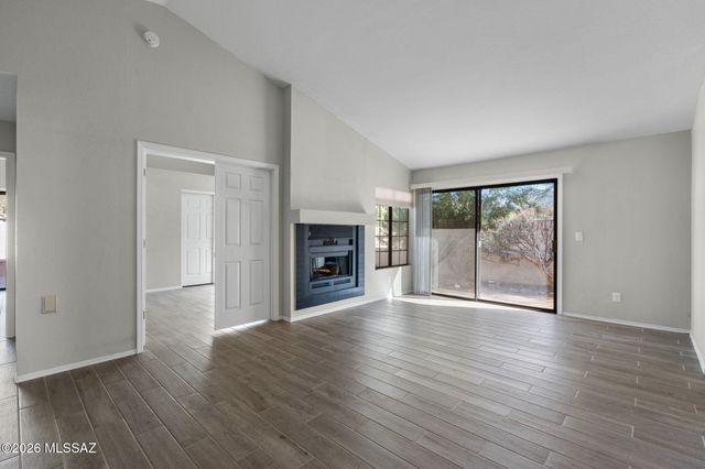 321 E Fieldcrest Lane, Oro Valley, AZ 85737