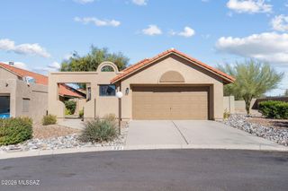 321 E Fieldcrest Lane, Oro Valley, AZ 85737