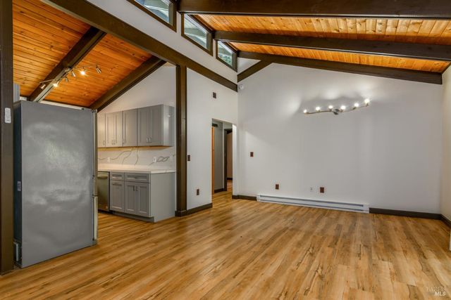 45270 Ocean View Ln, Gualala, CA 95445