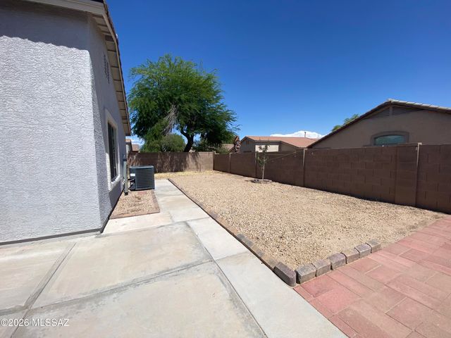 11117 W Golden Willow Drive, Marana, AZ 85653