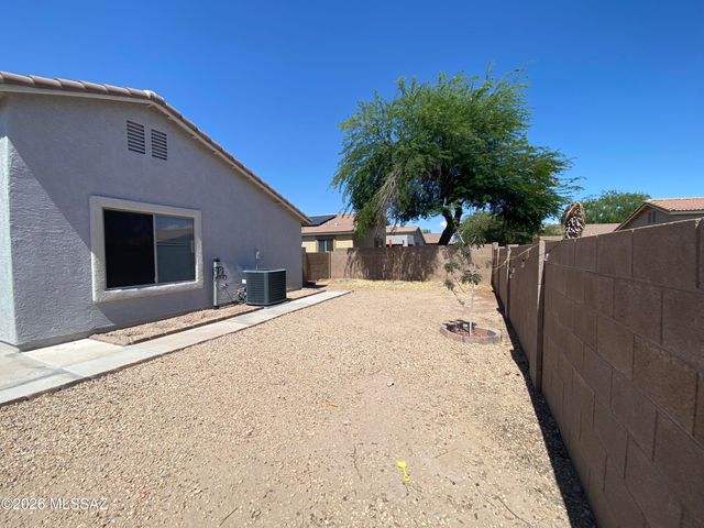 11117 W Golden Willow Drive, Marana, AZ 85653