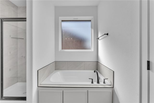 2401 Abbott Lane, Pea Ridge, AR 72751