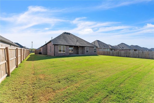 2401 Abbott Lane, Pea Ridge, AR 72751