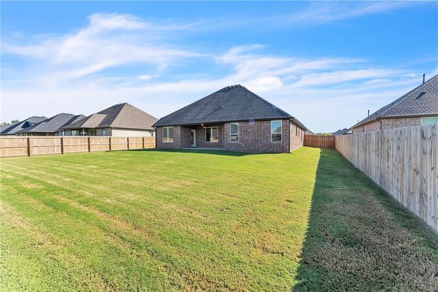 2401 Abbott Lane, Pea Ridge, AR 72751