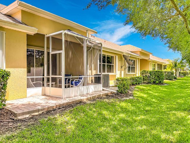 2679 W Brookfield Way, Vero Beach, FL 32966