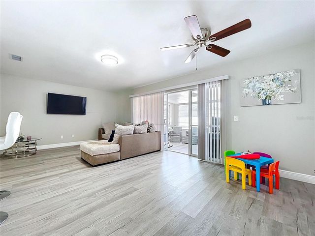 6408 TOWN N COUNTRY BOULEVARD, Tampa, FL 33615