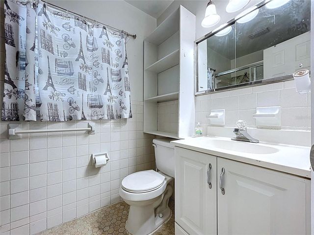 6408 TOWN N COUNTRY BOULEVARD, Tampa, FL 33615