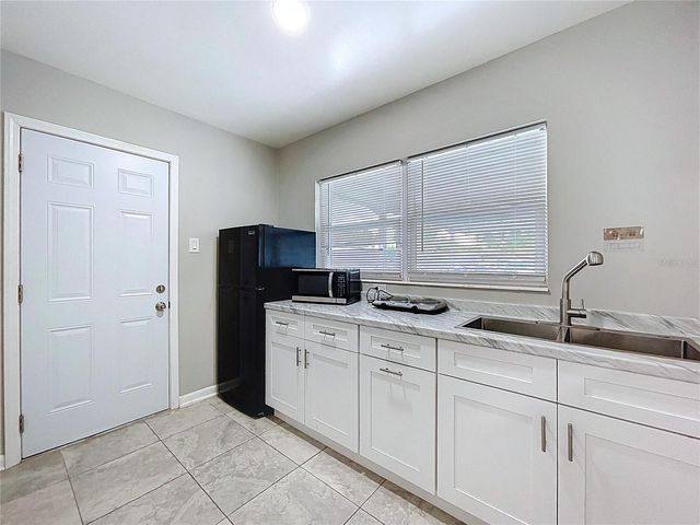 6408 TOWN N COUNTRY BOULEVARD, Tampa, FL 33615