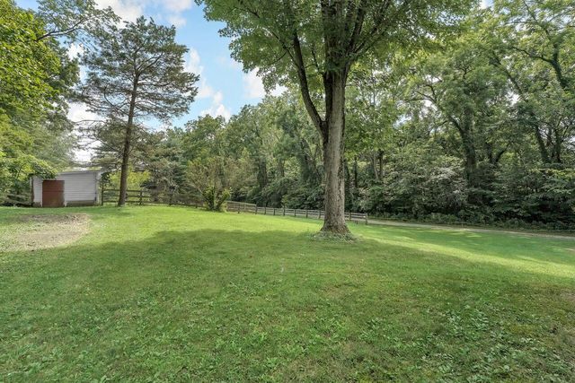 8797 Sadie Thomas Road NW, Johnstown, OH 43031
