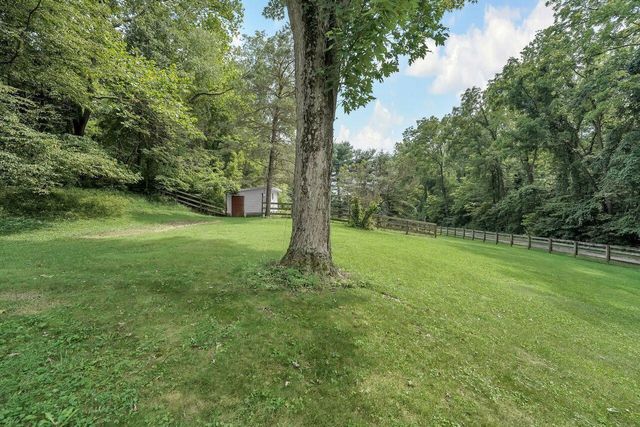 8797 Sadie Thomas Road NW, Johnstown, OH 43031