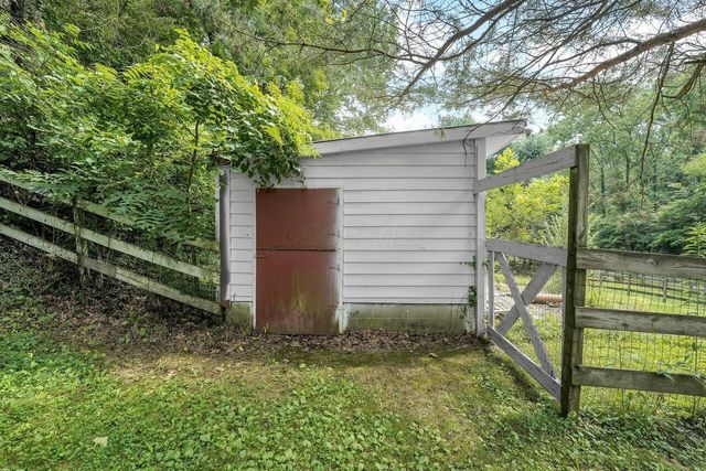 8797 Sadie Thomas Road NW, Johnstown, OH 43031