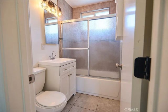 3644 Russell Street, Riverside, CA 92501