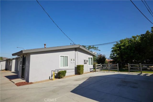 3644 Russell Street, Riverside, CA 92501