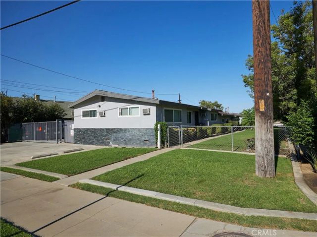 3644 Russell Street, Riverside, CA 92501