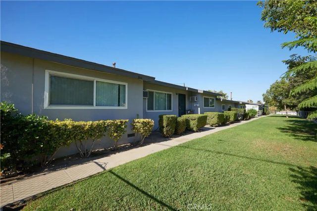 3644 Russell Street, Riverside, CA 92501