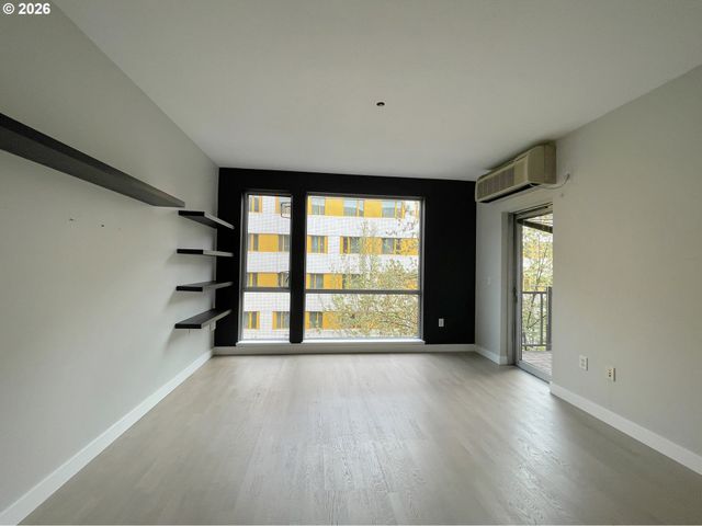 1125 Nw 9TH Ave 315, Portland, OR 97209