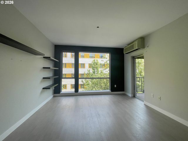 1125 Nw 9TH Ave 315, Portland, OR 97209