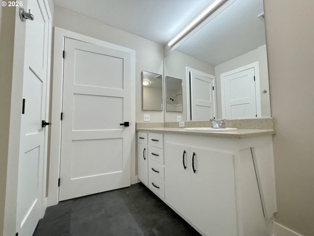 1125 Nw 9TH Ave 315, Portland, OR 97209