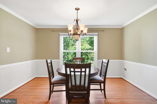 8213 CRACKLING FIRE DR, Gainesville, VA 20155