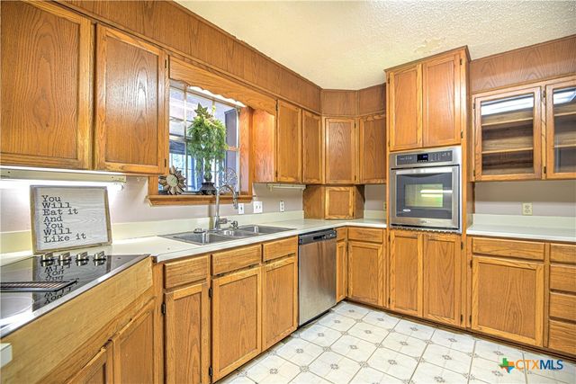 305 Tanglewood Road, Temple, TX 76502