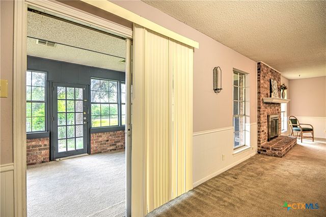 305 Tanglewood Road, Temple, TX 76502