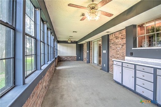 305 Tanglewood Road, Temple, TX 76502