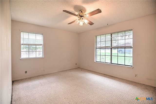 305 Tanglewood Road, Temple, TX 76502
