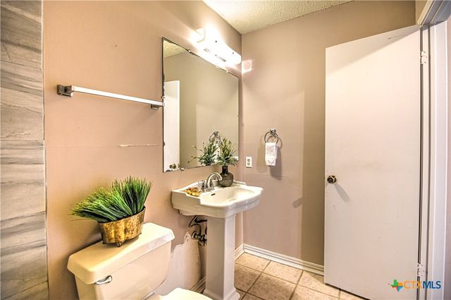 305 Tanglewood Road, Temple, TX 76502