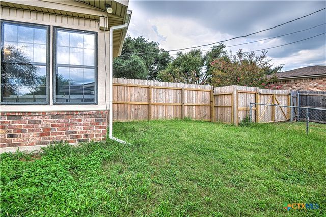 305 Tanglewood Road, Temple, TX 76502