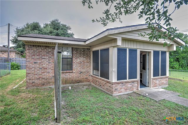 305 Tanglewood Road, Temple, TX 76502