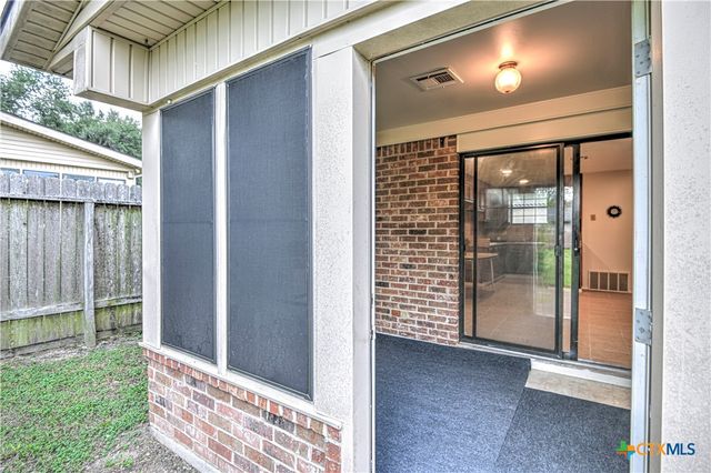 305 Tanglewood Road, Temple, TX 76502