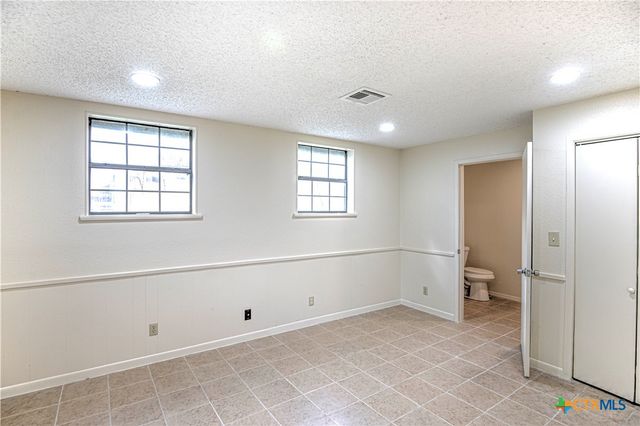 305 Tanglewood Road, Temple, TX 76502