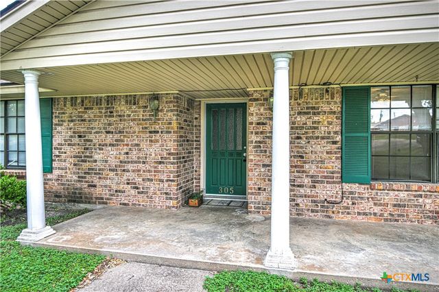 305 Tanglewood Road, Temple, TX 76502