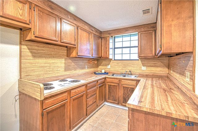 305 Tanglewood Road, Temple, TX 76502