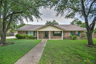 305 Tanglewood Road, Temple, TX 76502