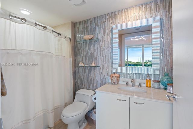 1600 S Ocean Blvd Apt 402, Lauderdale By The Sea, FL 33062