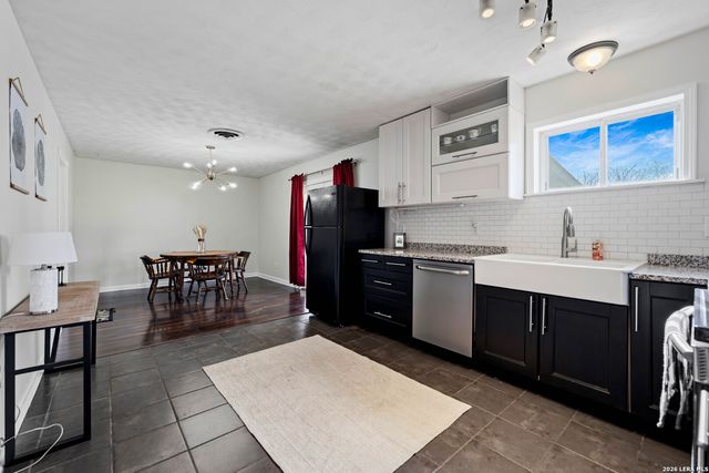 1232 Rivercrest Drive, New Braunfels, TX 78130