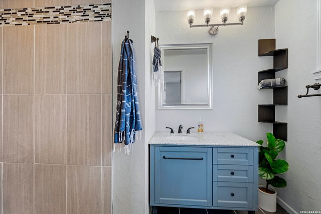 1232 Rivercrest Drive, New Braunfels, TX 78130