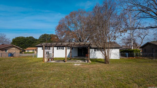 1232 Rivercrest Drive, New Braunfels, TX 78130