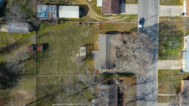 1232 Rivercrest Drive, New Braunfels, TX 78130