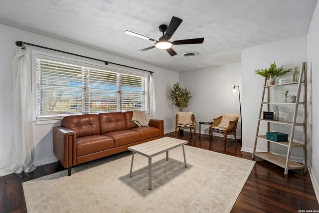 1232 Rivercrest Drive, New Braunfels, TX 78130