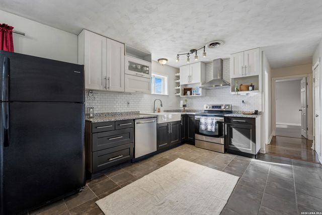 1232 Rivercrest Drive, New Braunfels, TX 78130