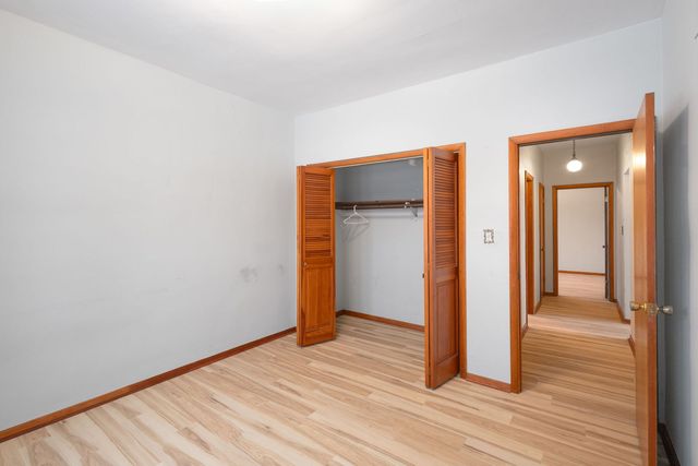 606 De Angelis Court, Chicago Heights, IL 60411