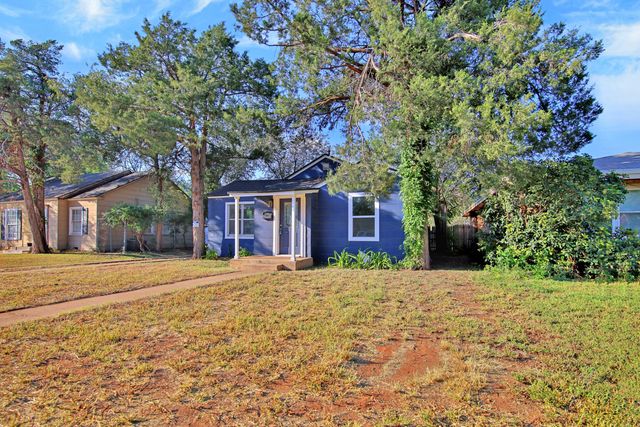 2004 31st Street, Lubbock, TX 79411