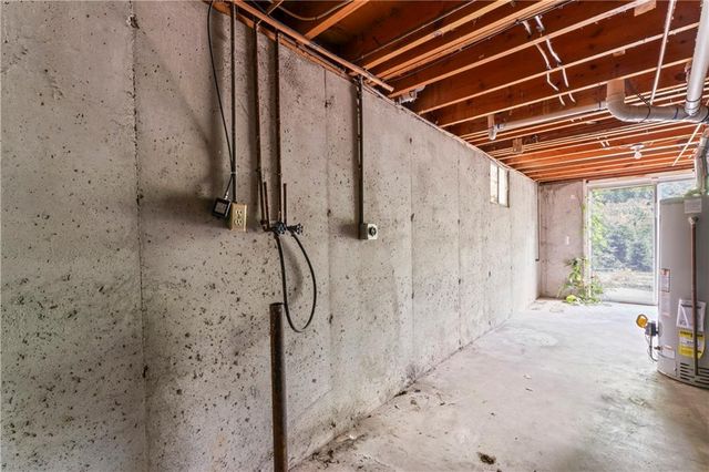 14832 E Nickell Avenue, Independence, MO 64050