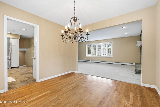 910 Somerset Drive, Toms River, NJ 08753