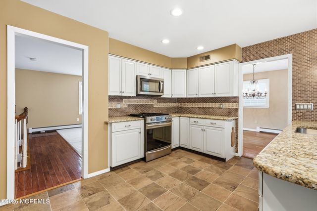 910 Somerset Drive, Toms River, NJ 08753