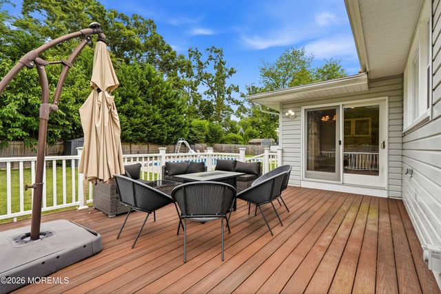 910 Somerset Drive, Toms River, NJ 08753