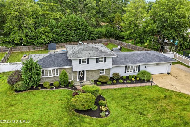 910 Somerset Drive, Toms River, NJ 08753