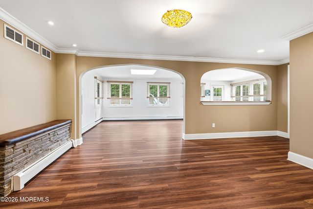 910 Somerset Drive, Toms River, NJ 08753